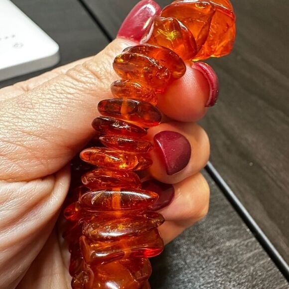 Chunky Baltic amber healing stretchy bracelet! - Picture 4 of 7